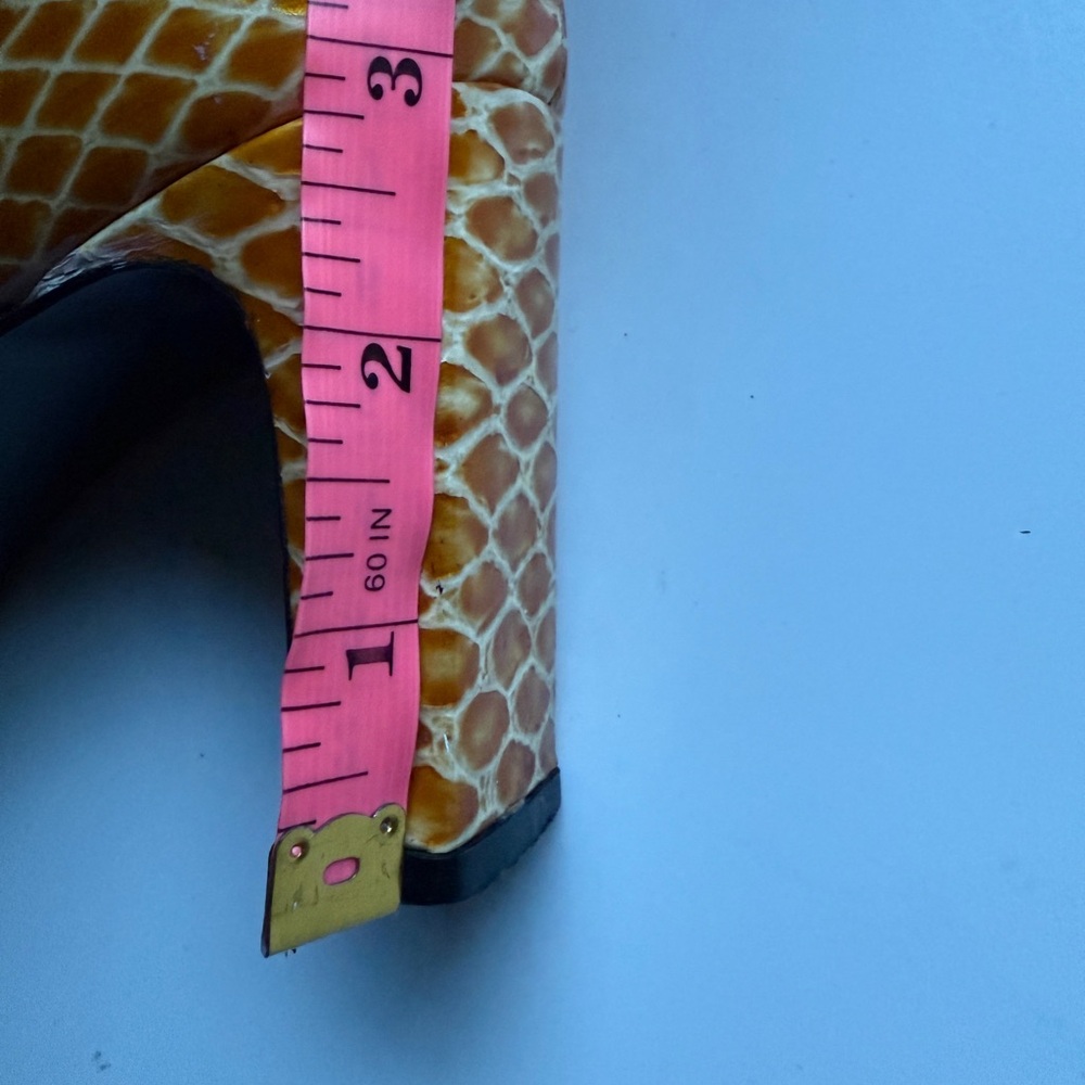 Stuart Weitzman Orange Patterned Block Heel Pumps Square Toe Size 7 - Picture 16 of 16